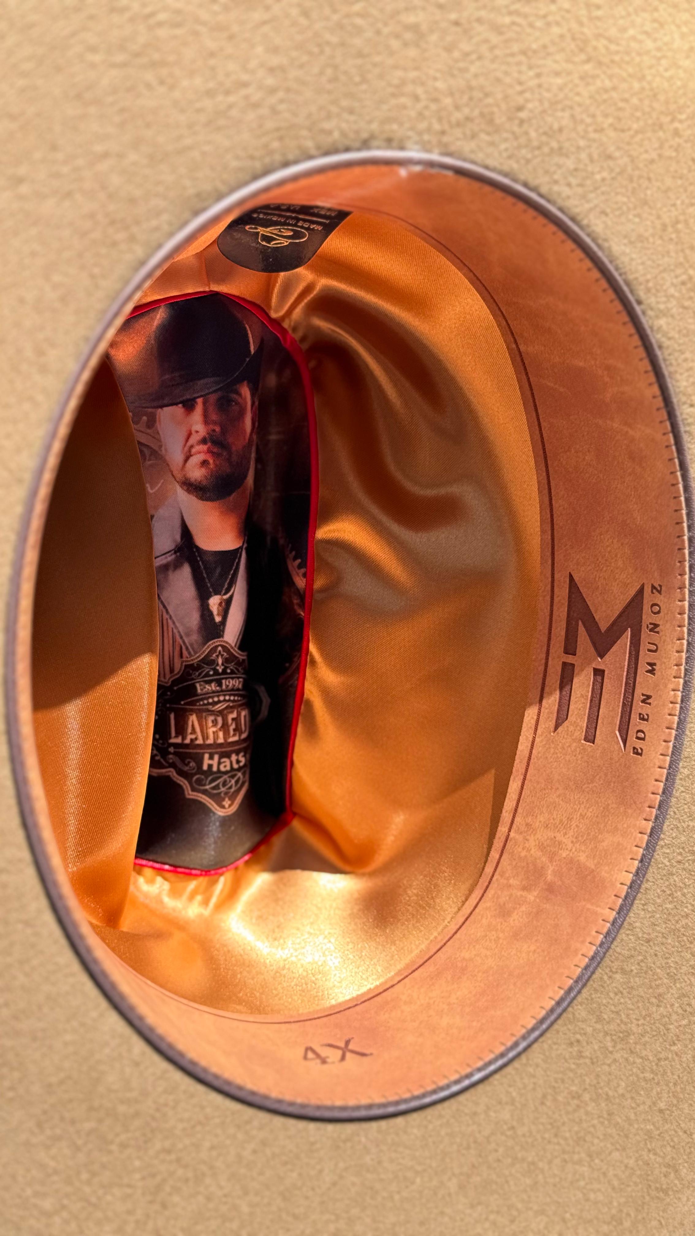 Texana Laredo Sinaloa Nuez x Edén Muñoz 4X