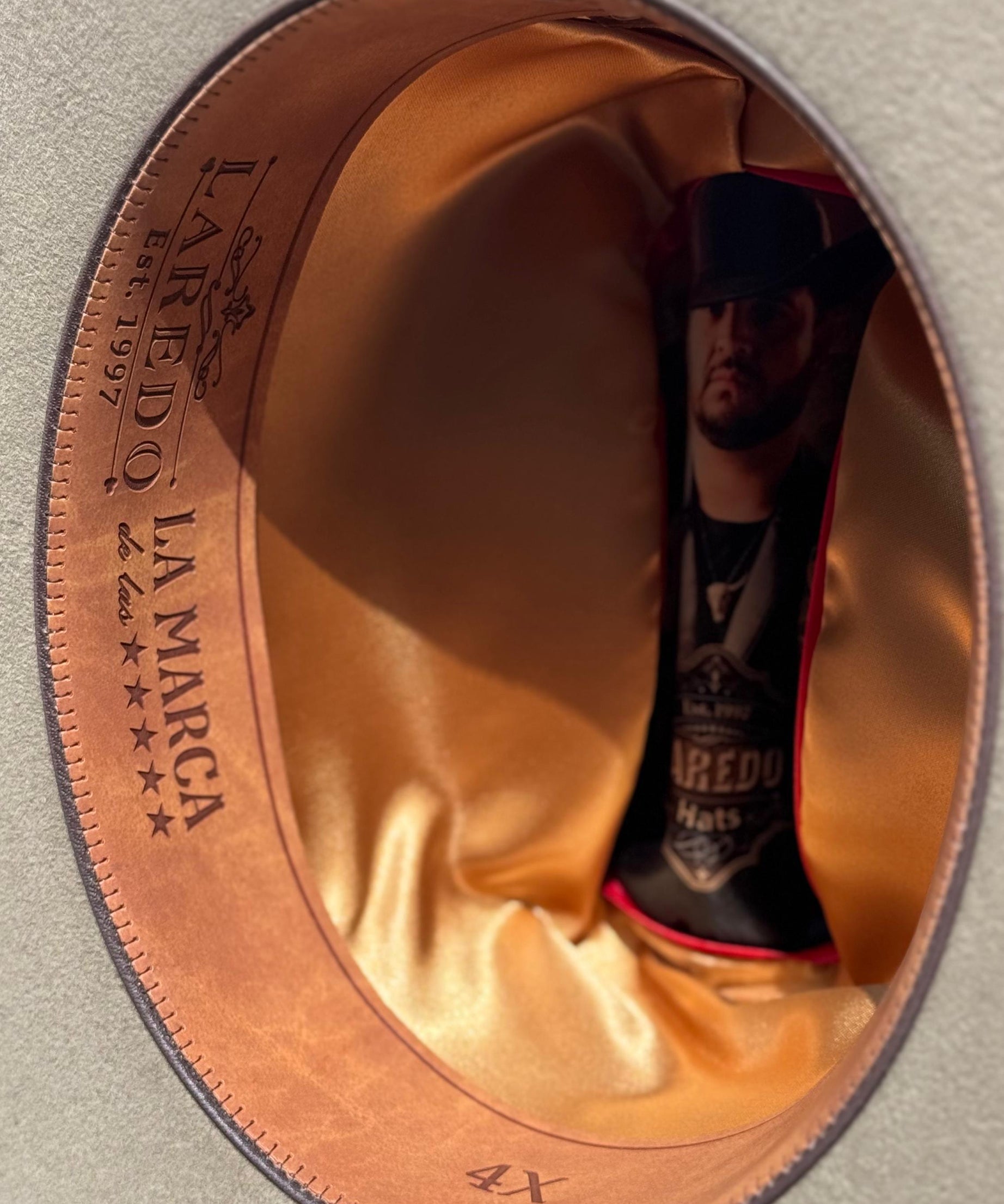 Texana Laredo Sinaloa Almendra x Edén Muñoz 4X